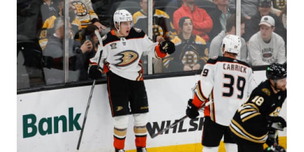 Anaheim Ducks kommer tillbaka på övertid för att besegra Boston Bruins
